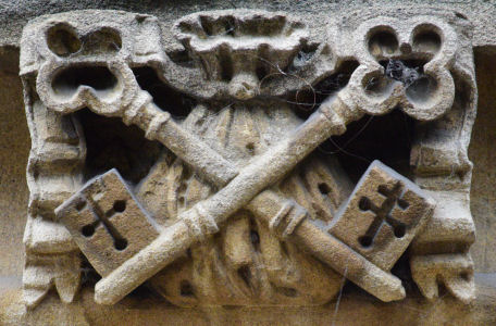 Lloyds bank carving
